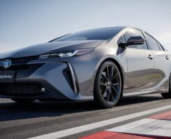 プリウスphvの燃費が悪いは嘘？原因は環境と乗り方！中古の注意点も解説