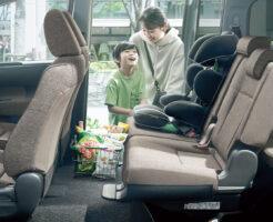 (1)シエンタ3列目は狭い！大人の限界は15分…購入前の残酷な真実